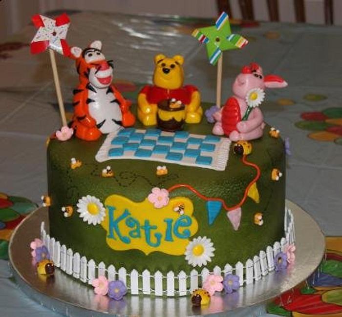 Pooh and Friends Birthday Cake