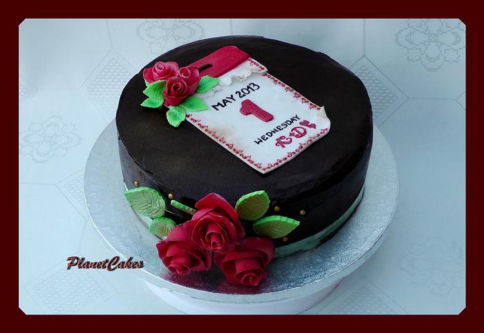 Anniversary Cake With Name and Photo - Heart Chocolate Cake | Cake name,  Photo cake, Happy anniversary cakes