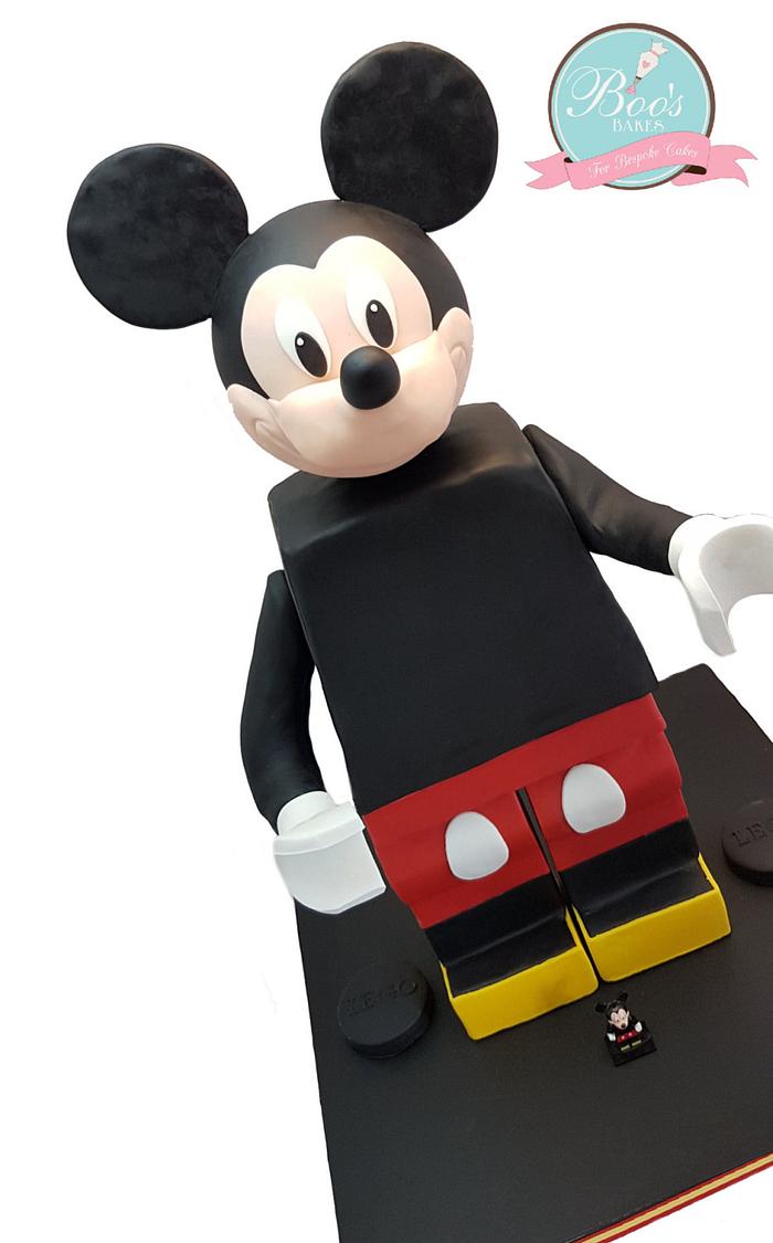 Mickey Mouse LEGO® Minifigure Standing Cake
