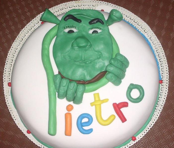 Shrek cake