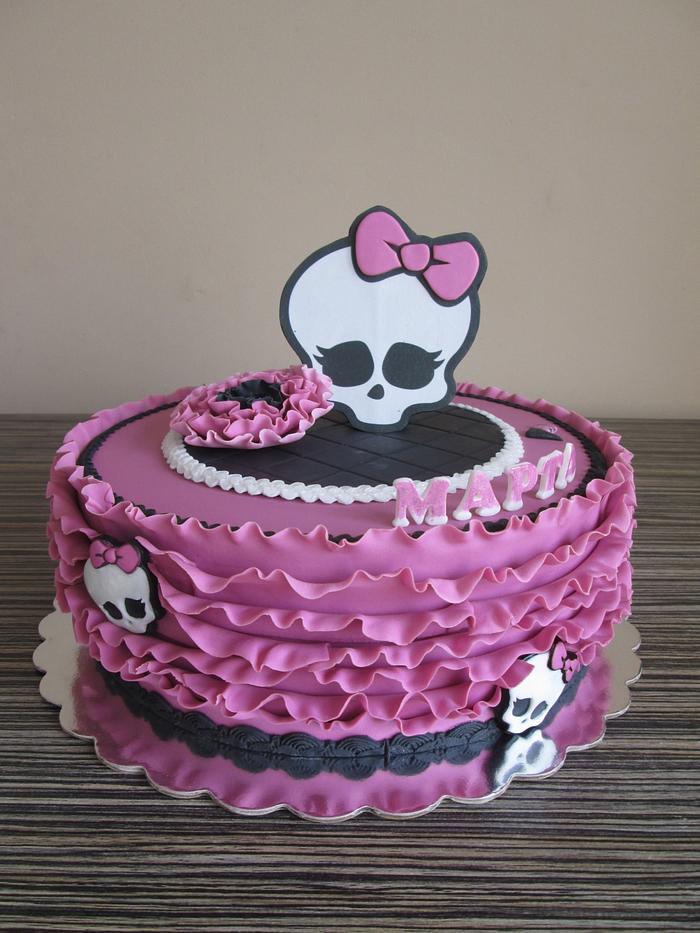 Monster High Ruffle Cake