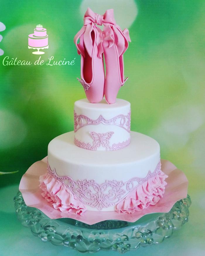 Cake With Ballerinas 