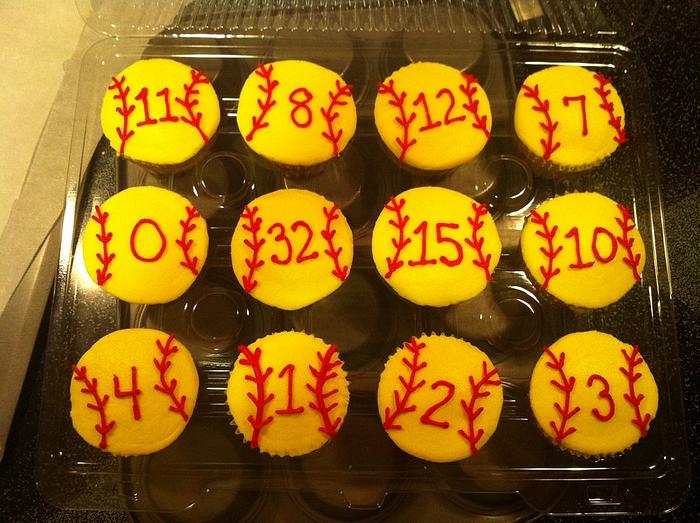 softball cupcakes