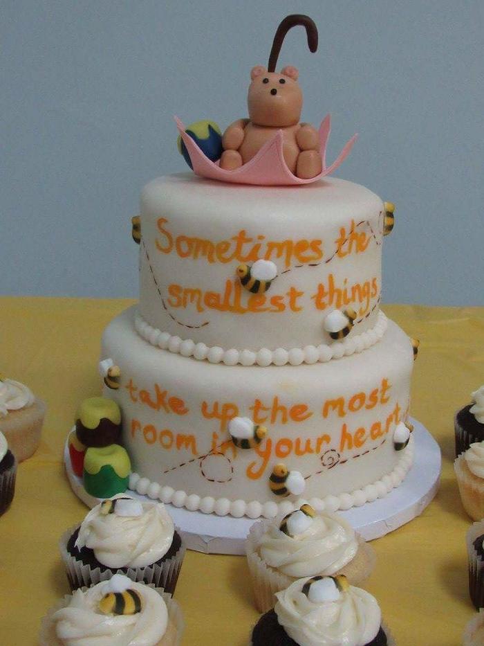 Pooh Bear baby shower cake