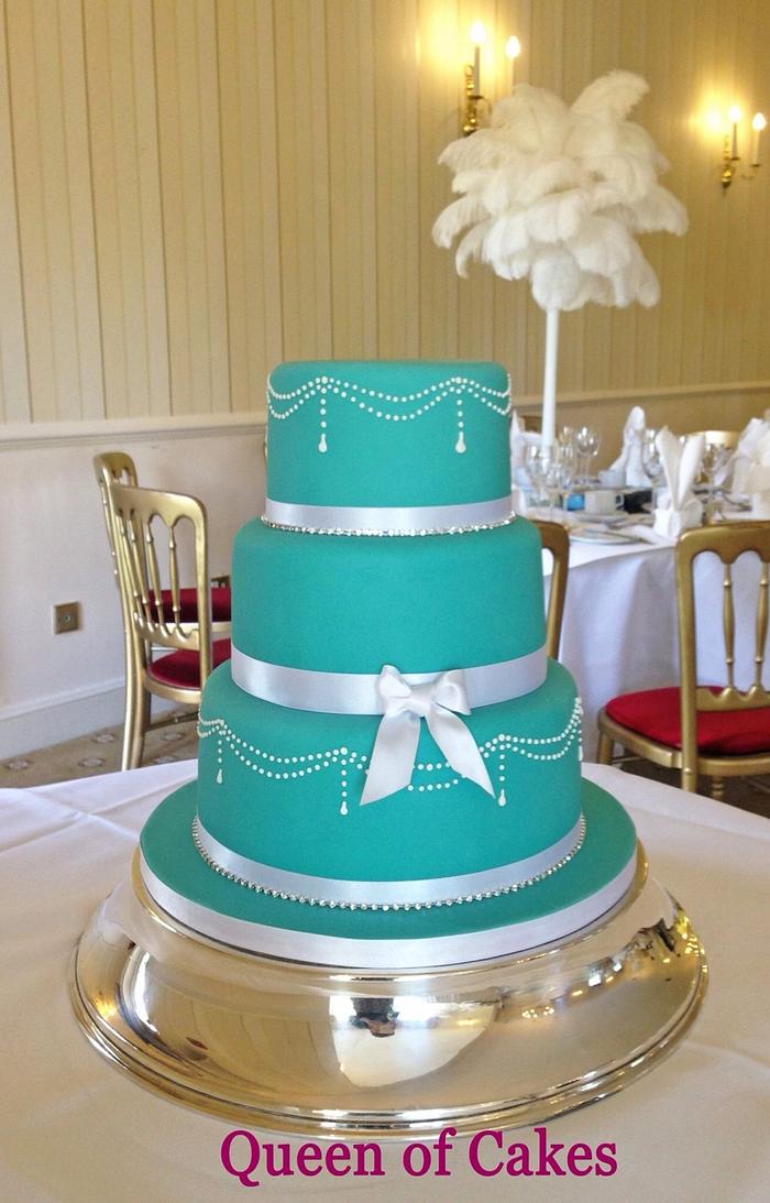 Tiffany inspired wedding cake