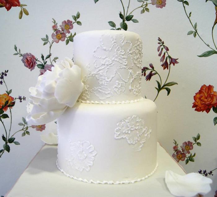 Veena's Art of Cakes: Brush Embroidery Cake Lace Design