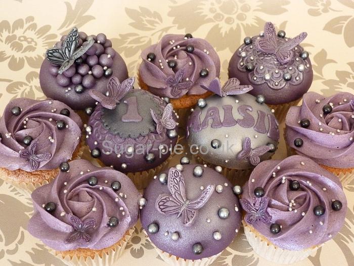 Butterfly, pearl & lace purple cupcakes