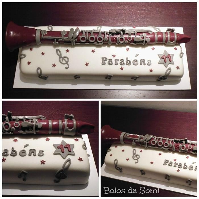 Clarinet cake