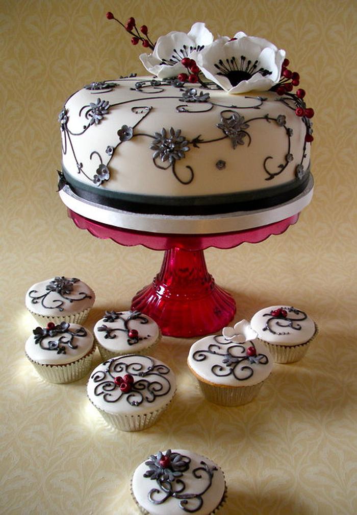 Black & white winter wedding cake & cupcakes