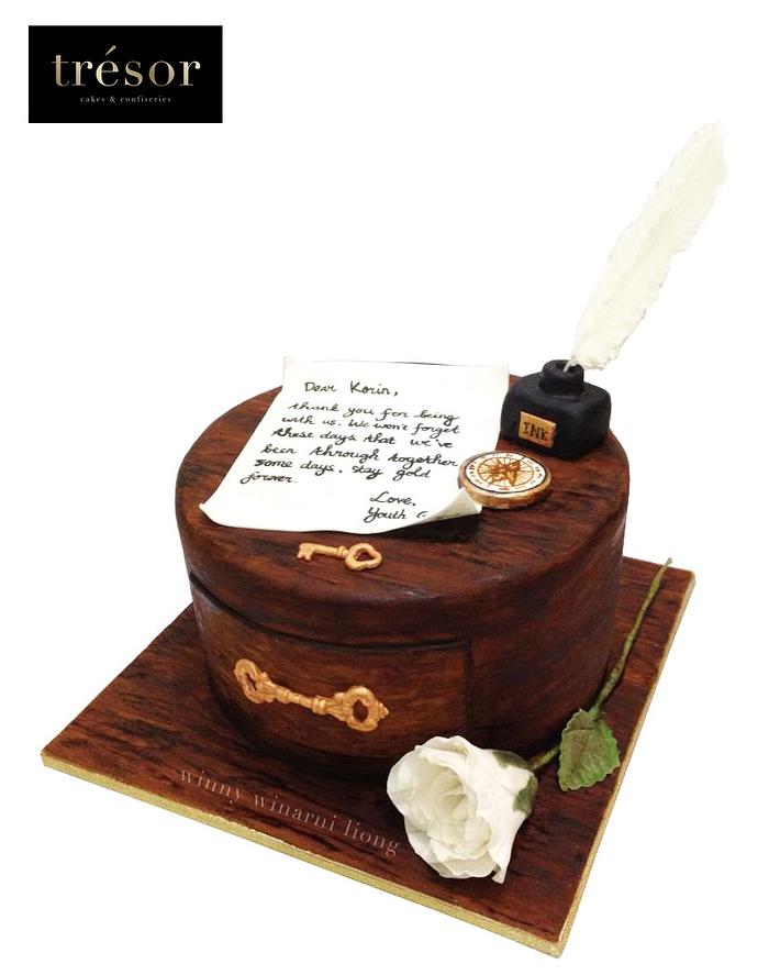 Victorian Wooden Drawer Cake