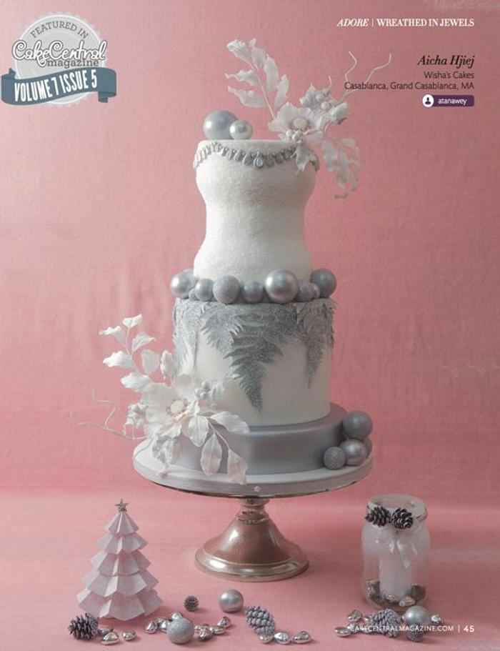 Wreathed in jewels White christmas wedding cake