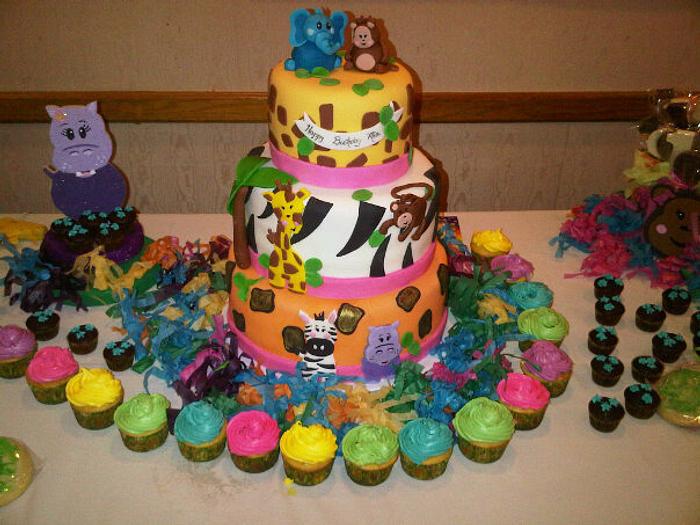 Safari's birthday cake! 