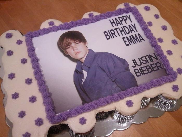 Justin Bieber Cupcake Cake
