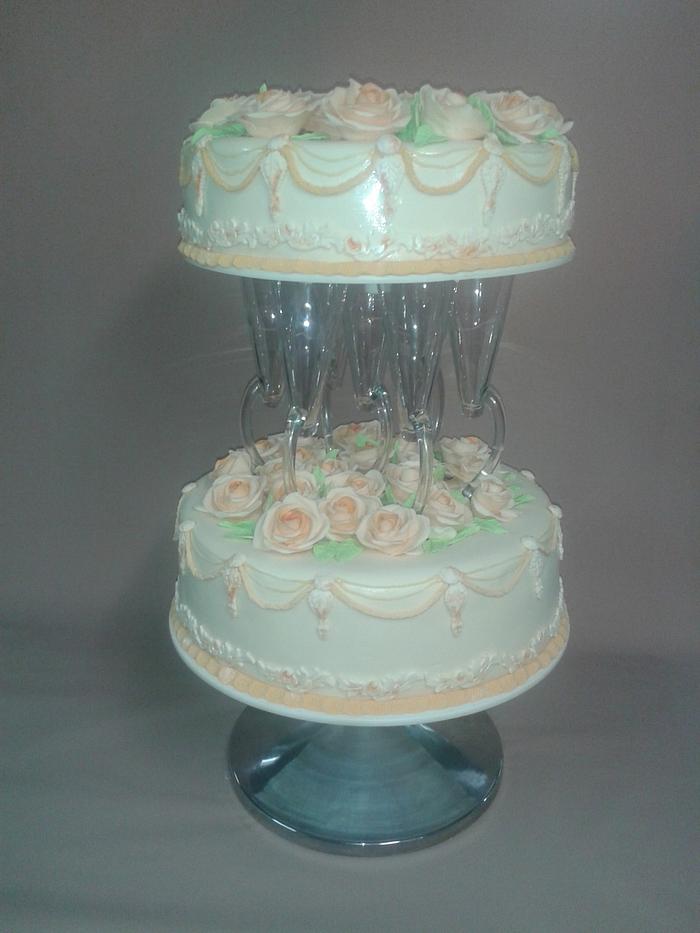 wedding cake with glasses