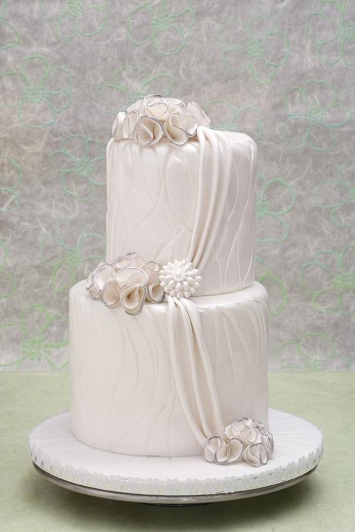 textile cake fondant with flowers and jewels