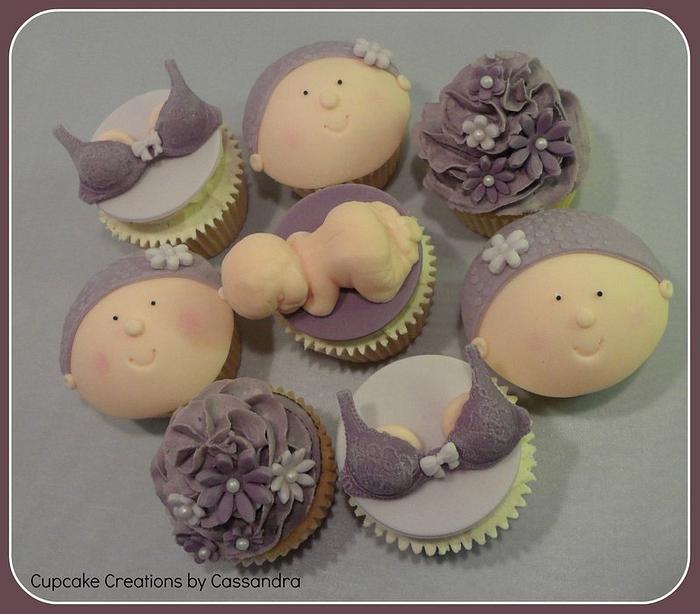 Breast feeding peer support group cupcakes
