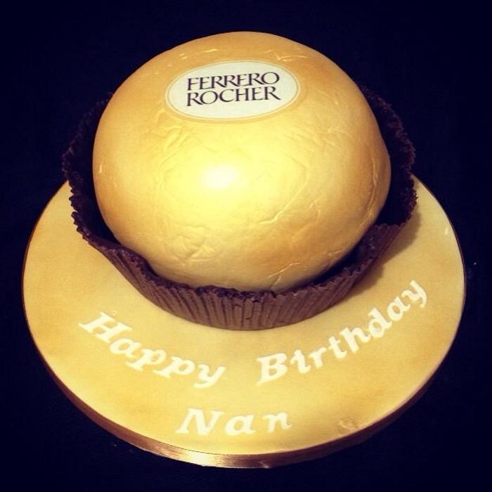 3d Ferrero Rocher cake