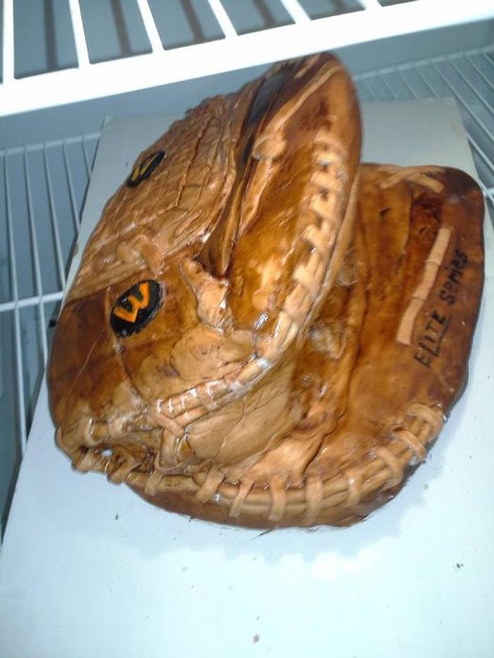 Wilson Baseball Mitt Cake