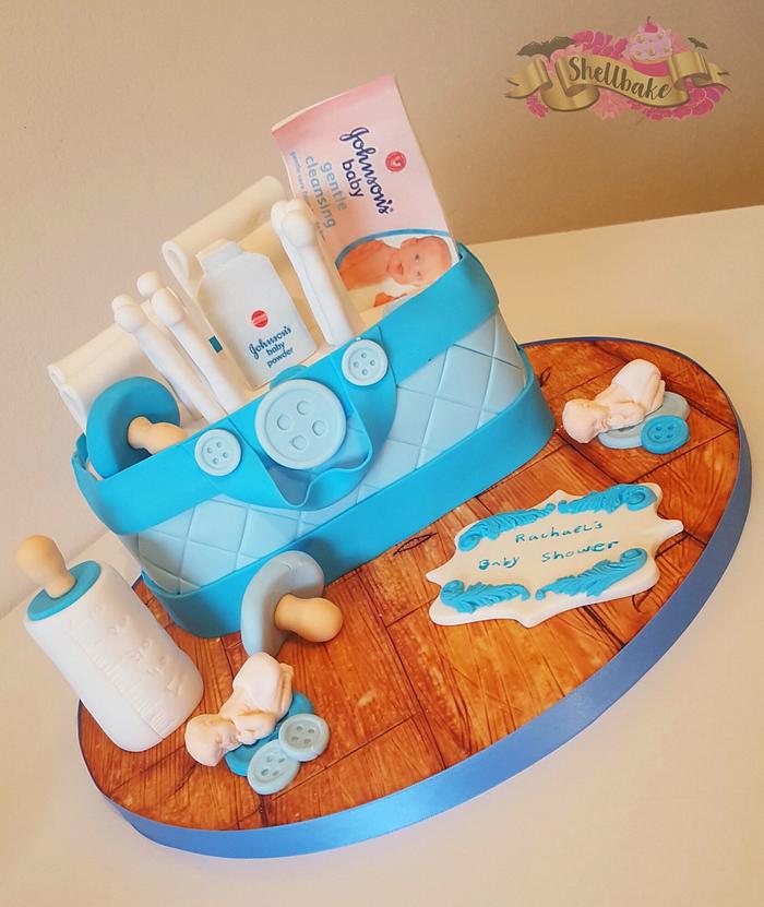 Baby bag - Decorated Cake by Michelle Donnelly - CakesDecor