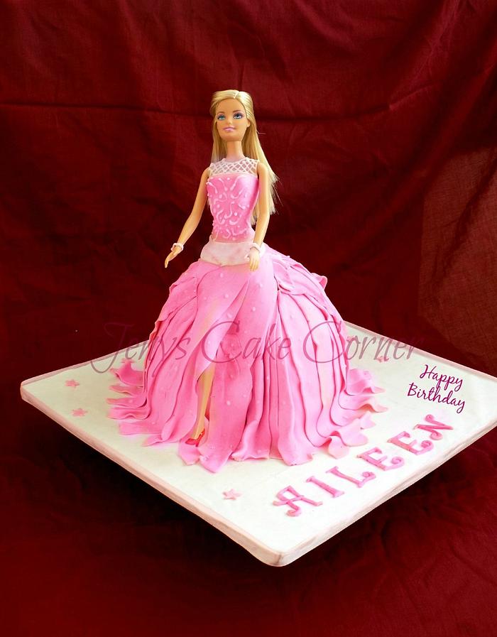 How to make a Princess Barbie Cake with easy step-by-step tutorial |  mumturnedmom
