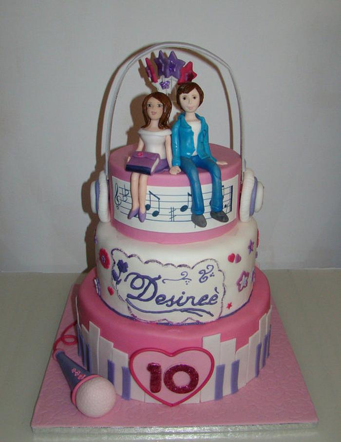 Violetta Disney Cake