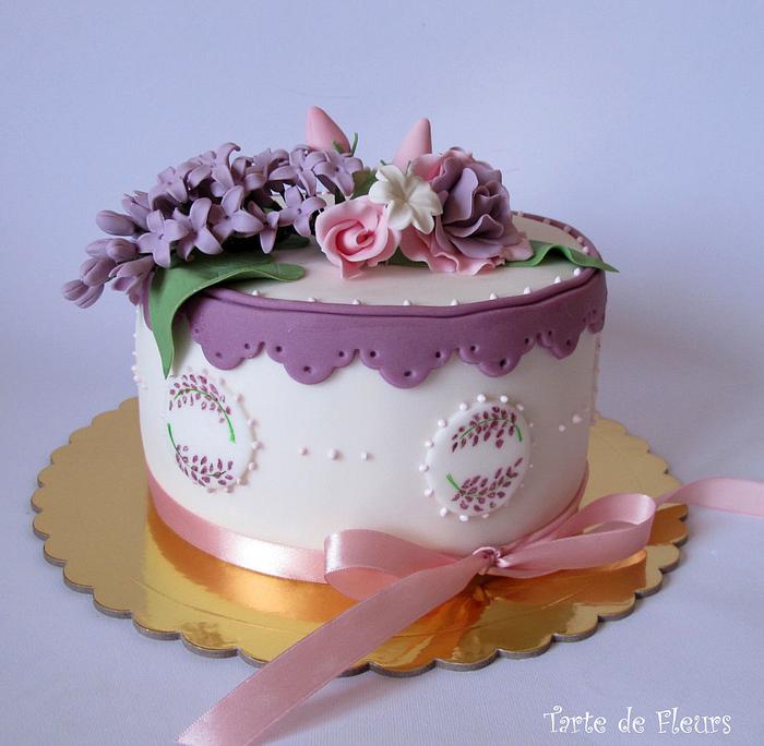 Lilac cake