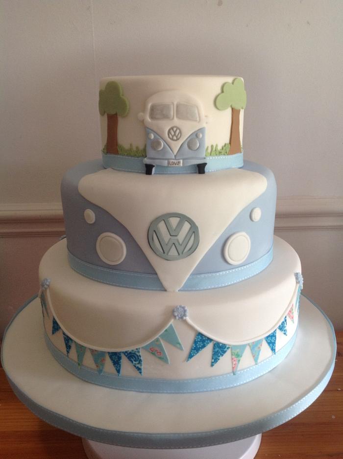 VW wedding cake - Decorated Cake by Iced Images Cakes - CakesDecor