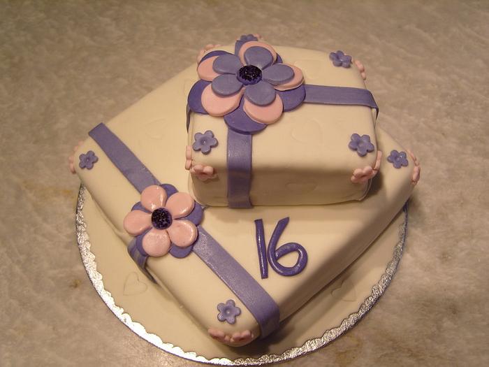 16th Present cake