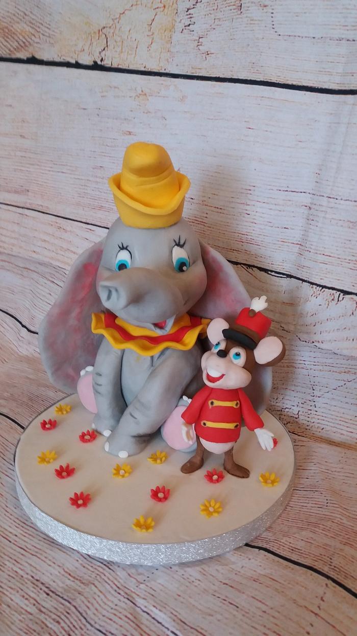 Dumbo cake topper ❤