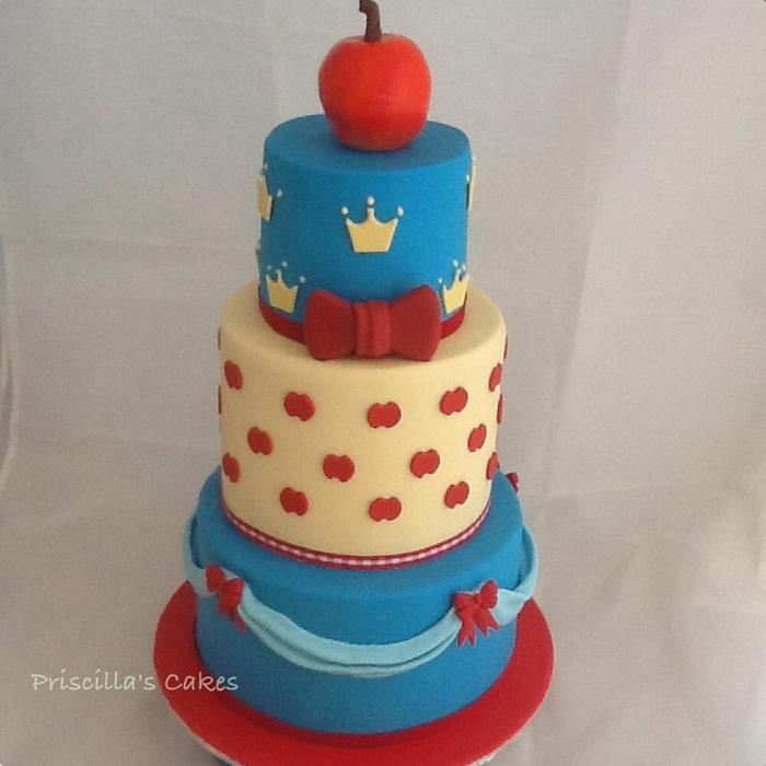 Snow White themed birthday cake 
