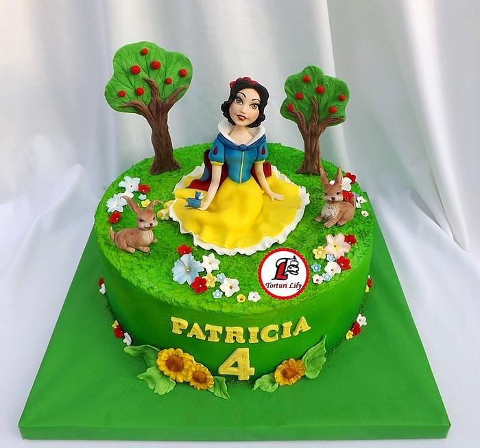 Snow White Cake