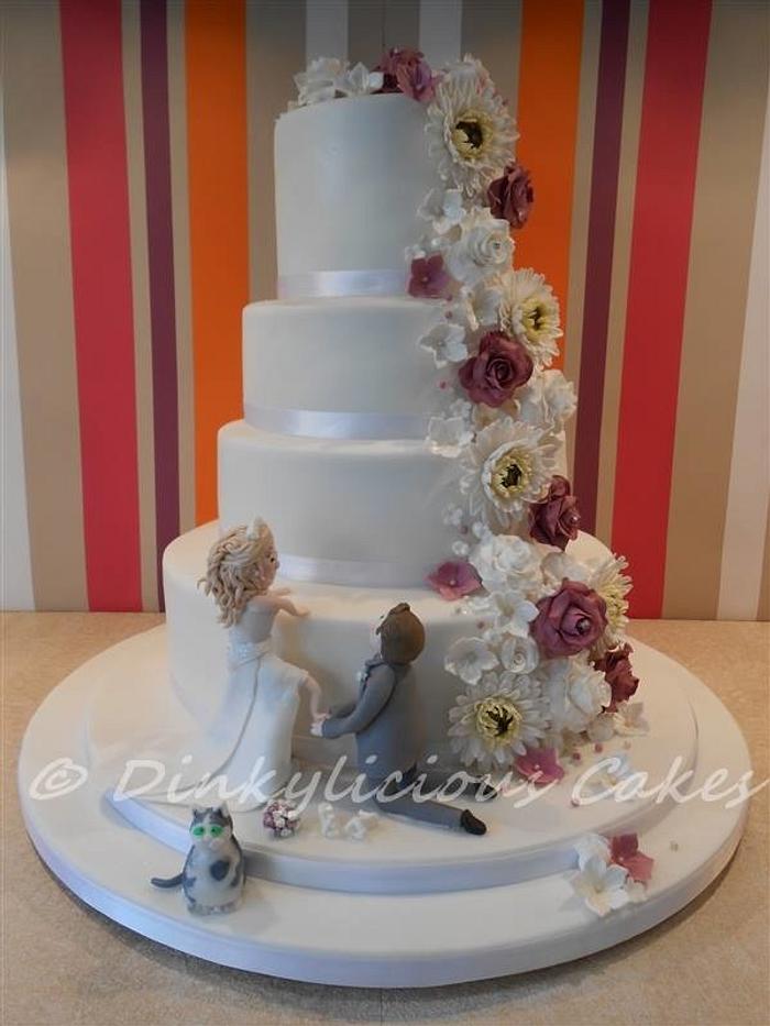Dusky pink and white rose wedding cake