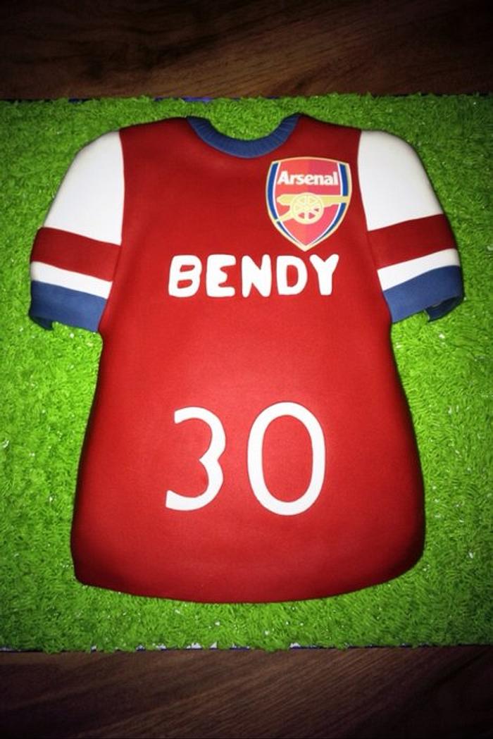 Arsenal shirt cake 