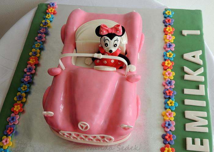 Minnie Mouse in the pink cabriolet...