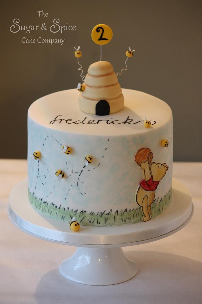 Winnie the Pooh cake, Food & Drinks, Homemade Bakes on Carousell