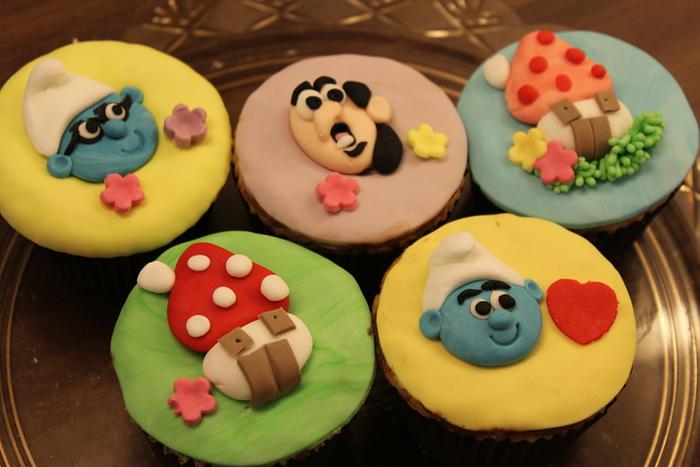smurfs cupcakes
