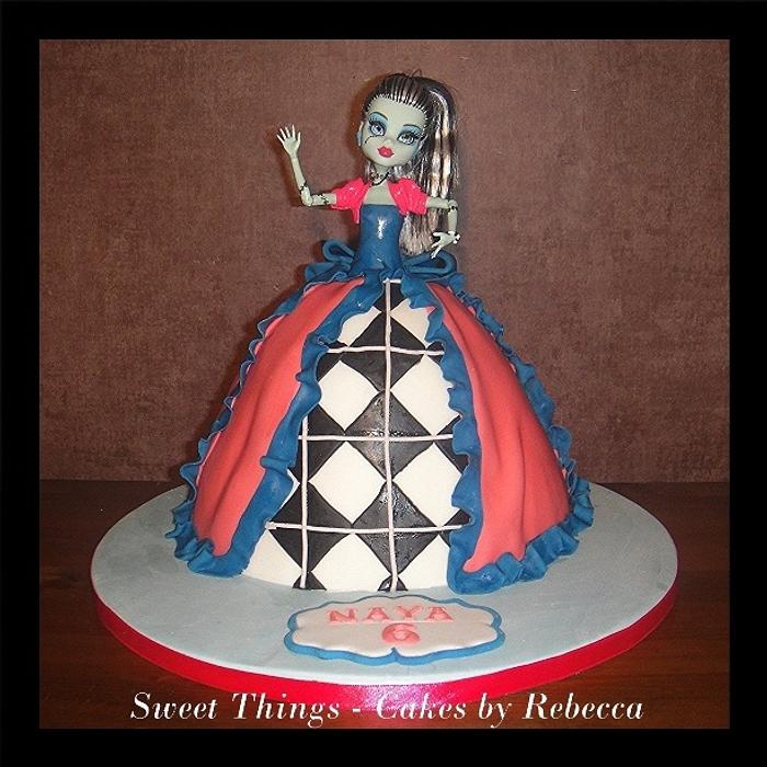 Monster high birthday cake