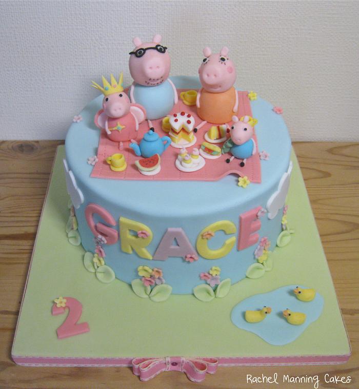 Peppa Pig Picnic Cake