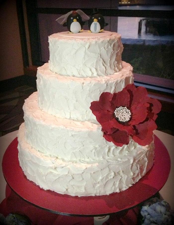 Wedding cake with Penguin toppers