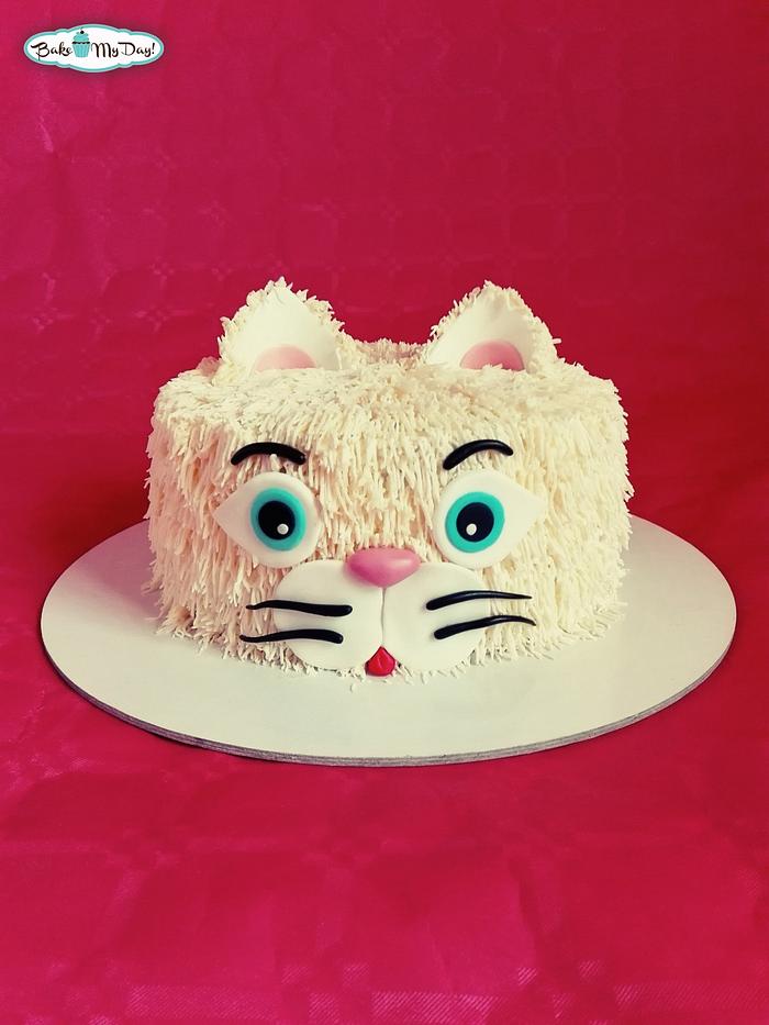 Cat Buttercream Cake
