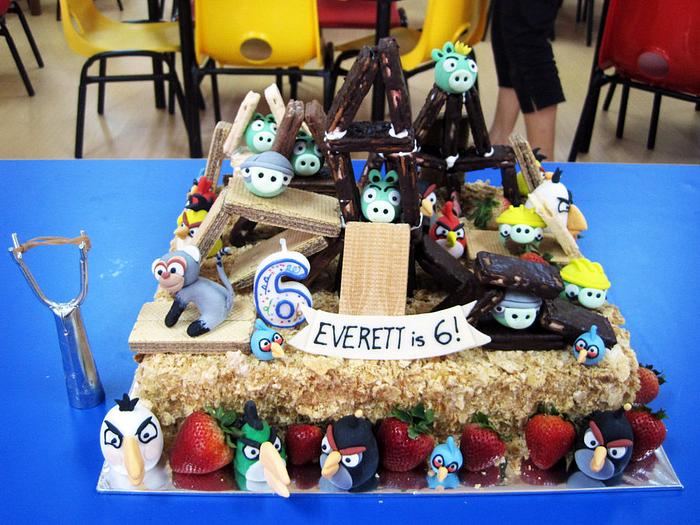 Playable Angry Birds Cake