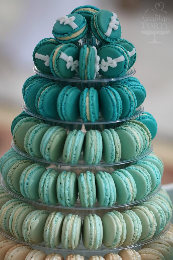 ombre macarons tower 
