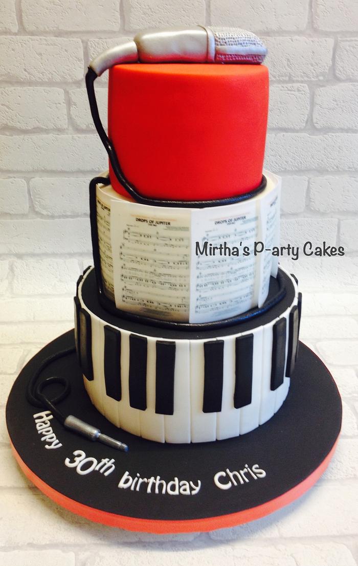 Piano cake! 