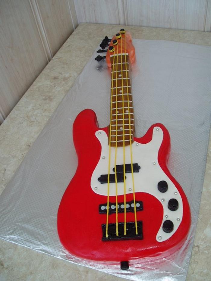 Cake Bass guitar