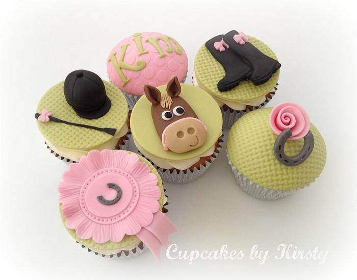 Horsey themed cupcakes