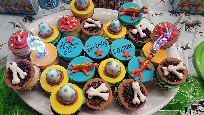 Dinosaur themed cupcakes