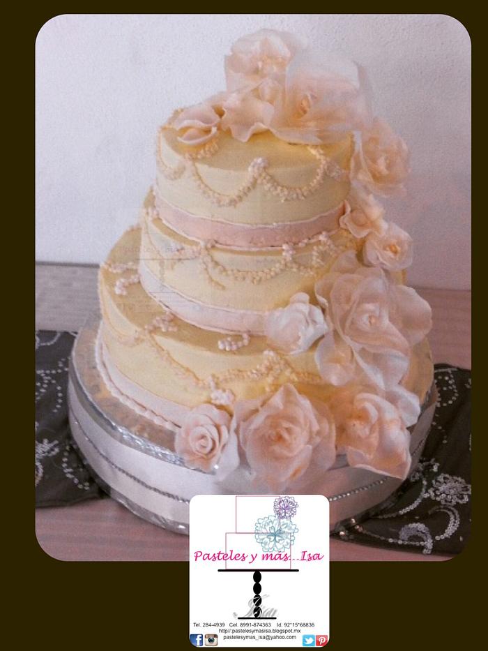 ANTIQUE WEDDING CAKE