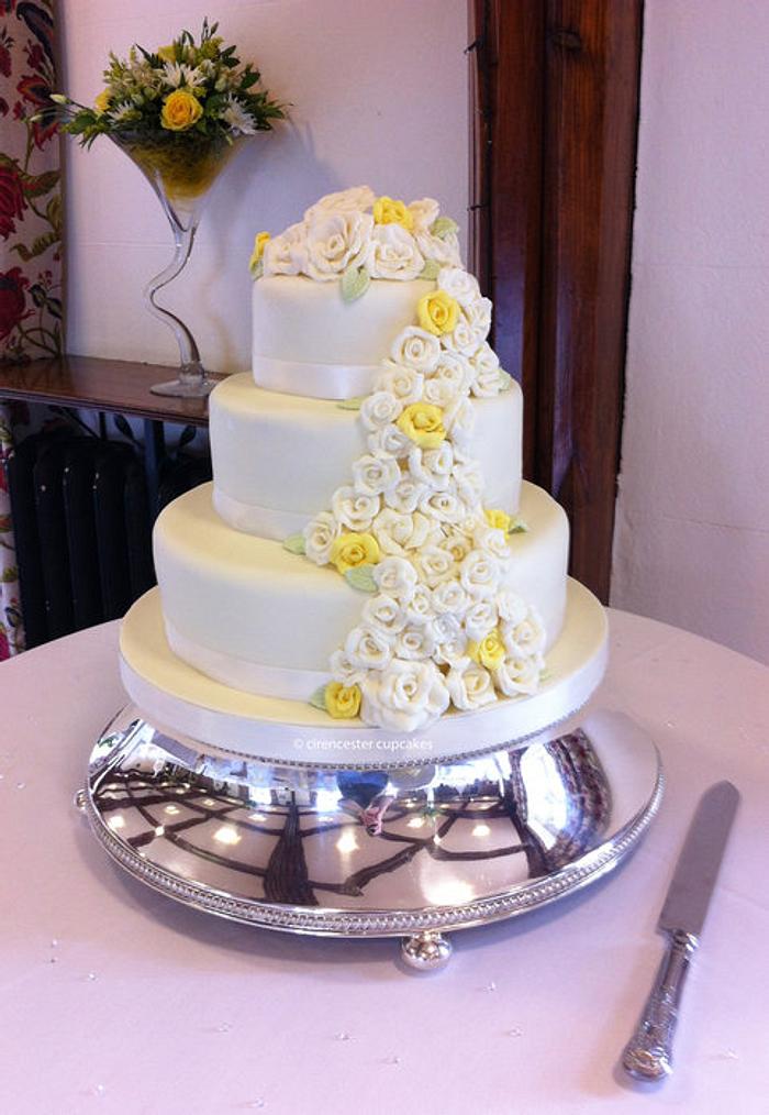 Wedding Cake - White Chocolate Cascade 