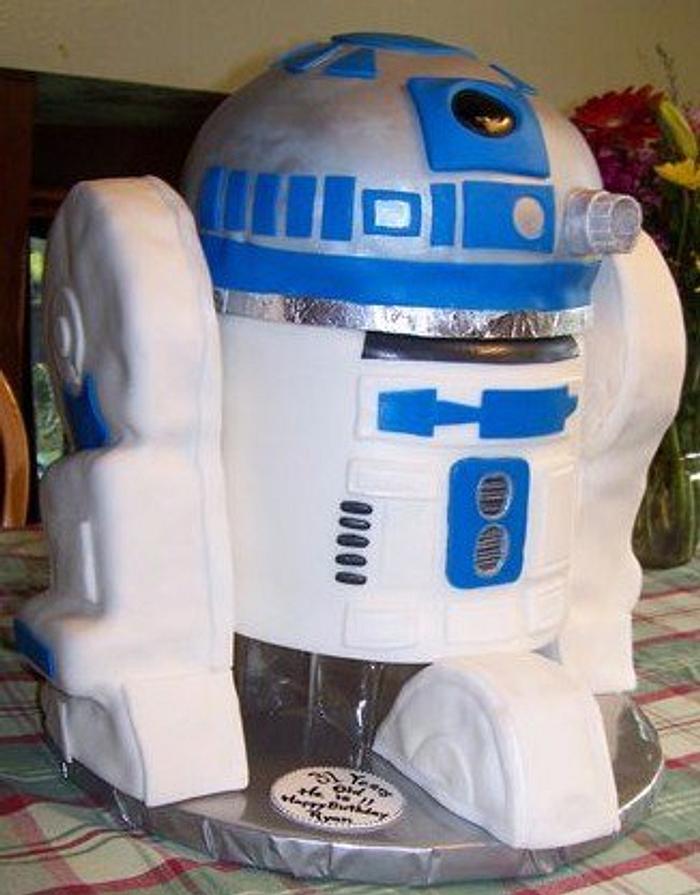 R2D2- robot cake
