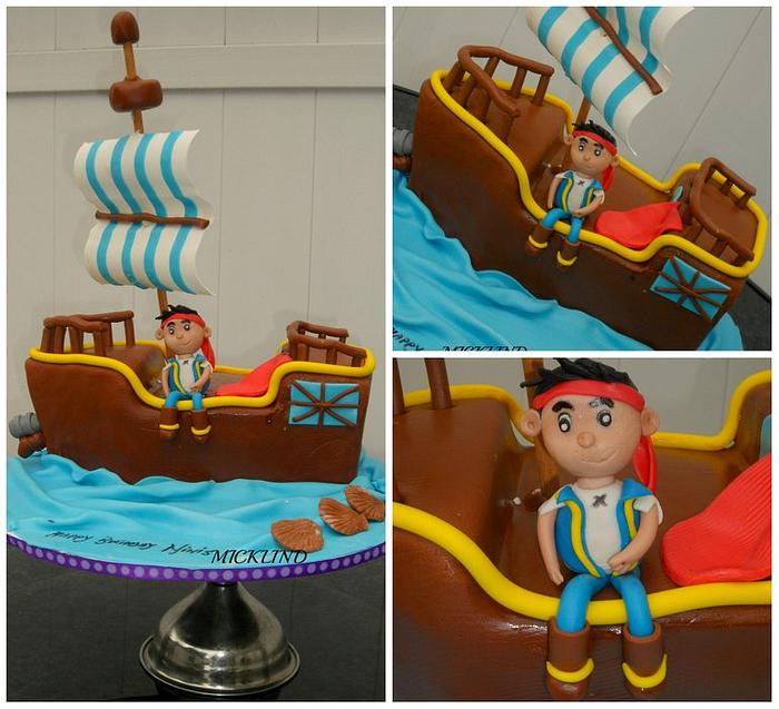 JAKE AND THE NEVERLAND PIRATE SHIP
